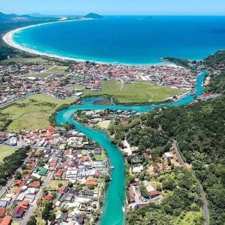 Ambiente familiar e seguro a 100 metros da praia